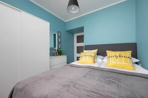 A quiet bedroom perfect for relaxing. 