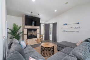 4821 Living Room