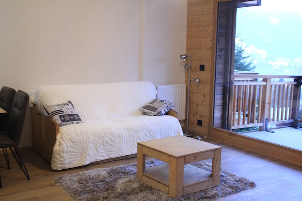 Salon Appartement Impérial IP402 in Châtel, France