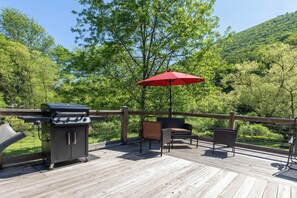 Back deck, BBQ grill available, propane provided. Outdoor Seating! (2)