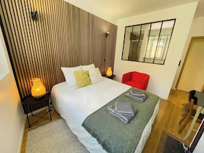 Bedroom image 1