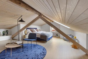 Bedroom with double bed