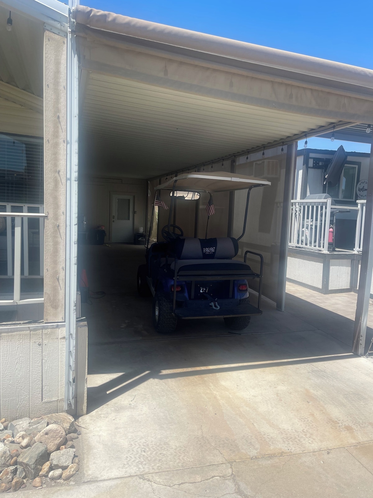 Porch Lovers Lakeview 2B/1B with Boat Slips and Golf Cart in Sams Beachcomber