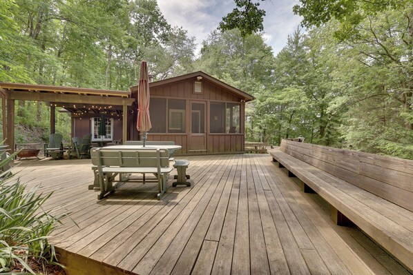 Carrollton Vacation Rental | 2BR | 2BA | 2,000 Sq Ft | Stairs Required to Enter