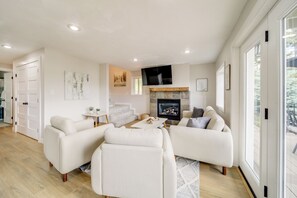 Living Room | Fireplace | Smart TVs | Central Heating | 1st Floor
