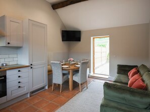 Open plan living space | Caradoc - Botvyle Farm, Church Stretton