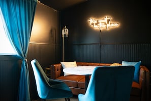 Discover a night of fun in our hidden speakeasy just beyond the master suite.