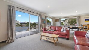 spacious open plan living
