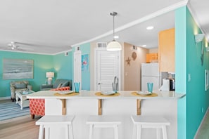 Full Size Kitchen