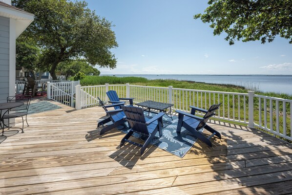 Audubon Oasis - Soundfront Deck