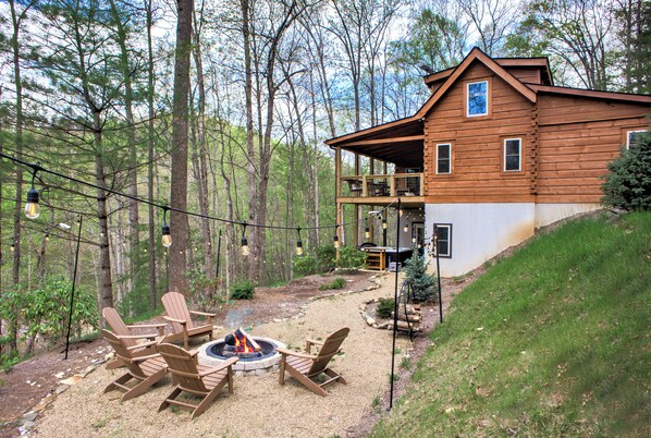 Welcome to Hemlock Creek Cabin!