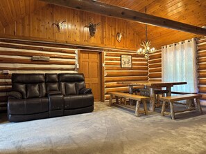 Living Room (2)