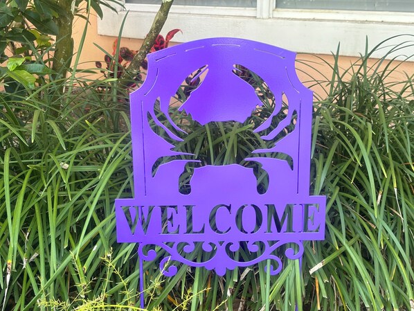 Welcome To "Purple Crab"