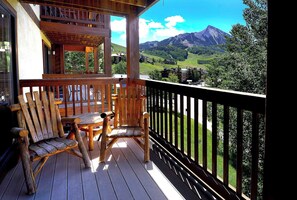 Deck w/view of Mt CB