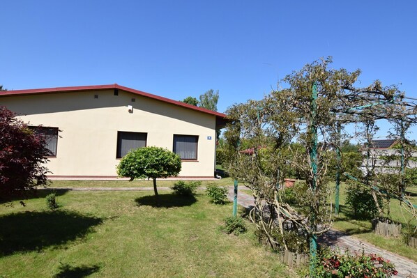 Holiday Home Exterior [summer]