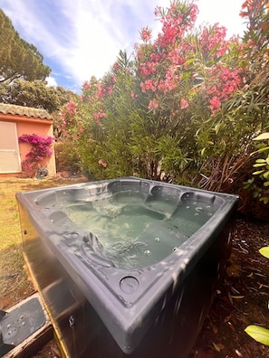 Bubbelpool utomhus