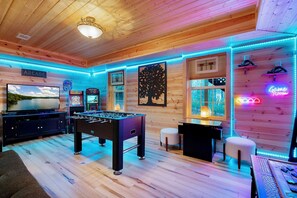 Spielezimmer