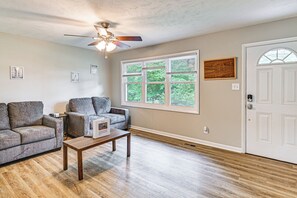 Living Room | Central Air Conditioning & Heating