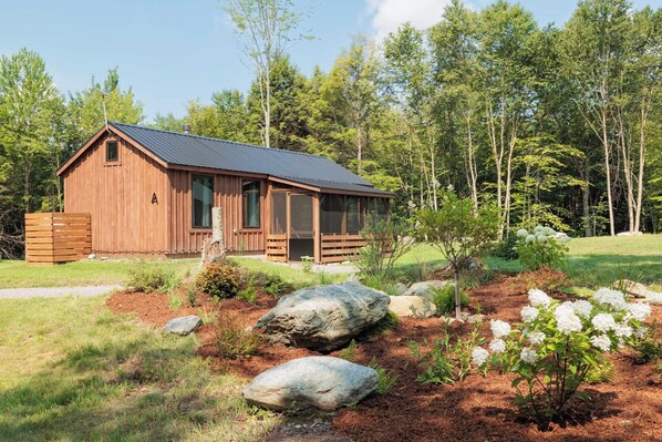 A Exterior 2