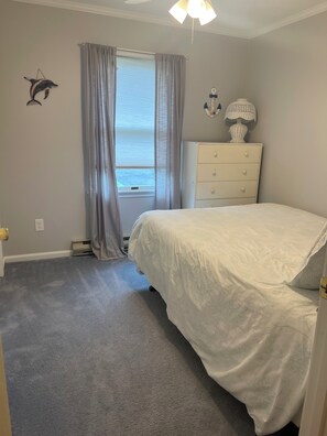 Queen bed, foam topper