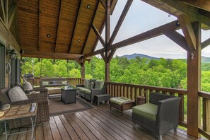 Main level deck area - Amazing mountain views.