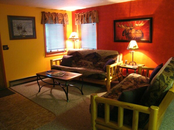 Moose Liv Rm