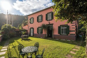 Garden and view to the property