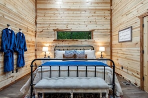 "Bed is very comfortable, sheets clean, the bathroom is pristine clean as well with plenty of towels. Everything was just perfect. This is now one of my favorites places to stay at Broken Bow. We will definitely be back soon!" - Elsa