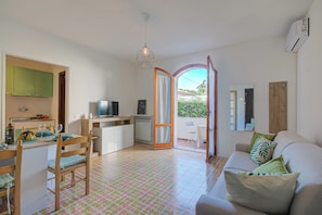 Living and dining room