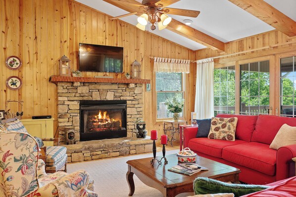 Living Room, Main Level