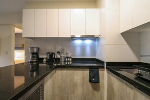 Open kitchen
