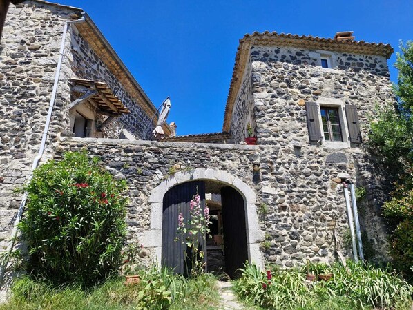 Extérieur