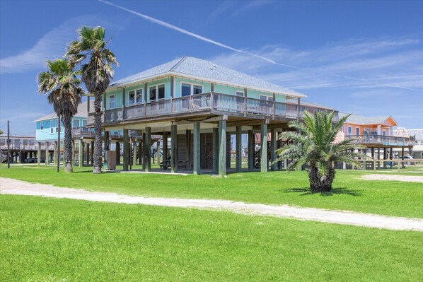 Life's a beach at the Blue Sea Star, a recently constructed home that is steps away from the famous Surfside Beach and Jetty.