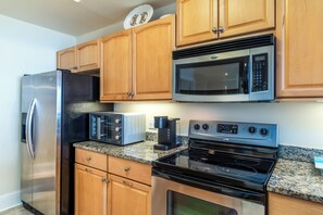 005 Wave Watcher Kitchen Cooking area with appliances