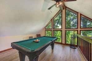 Three Little Bears' fun game room