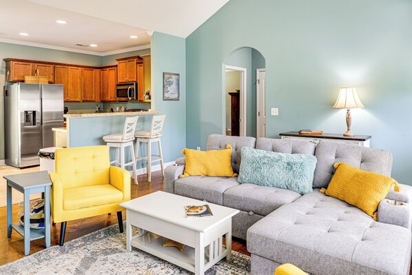 Sneads Ferry Vacation Rental | 3BR | 2BA | 1,320 Sq Ft | 1 Step to Enter