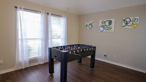 Spielezimmer
