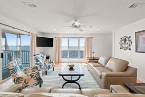 Bayfront views!