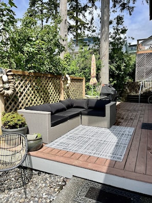 BBQ/lounging/ dining area, outside.