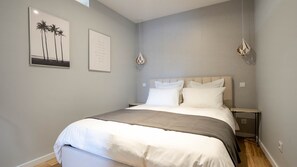 Second interior bedroom with plush linen and a comfortable mattress for great relaxation. #Bedroom #Cozy