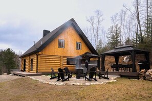 Ulkoruokailutilat