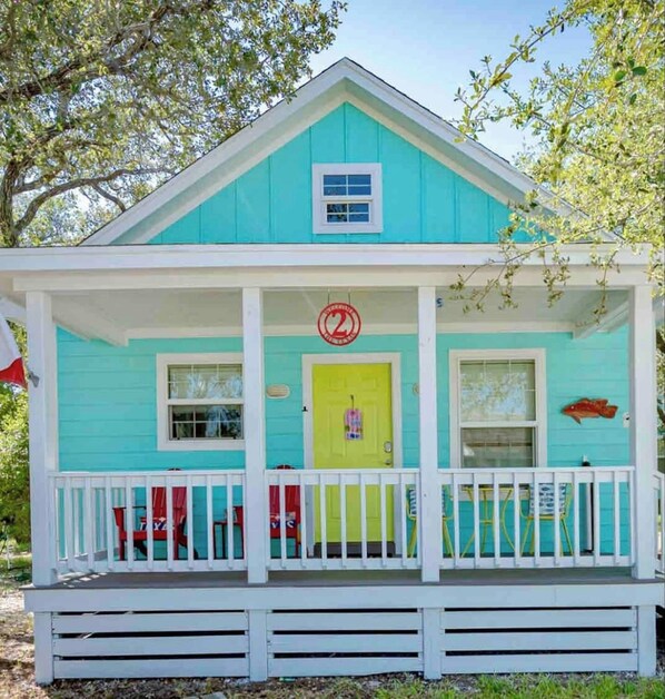 Perfect cabin for you and your family.  Just as vibrant and colorful on the inside as it is on the outside.  Fun artwork, plenty of kitchen essentials, comfortable beds and right across from the pool.