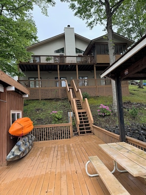 Lake front of the house-just steps from the water in R25 cove with Drifters