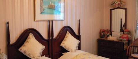 Main building twin room
