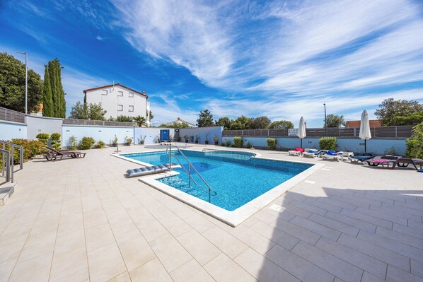 Shared pool