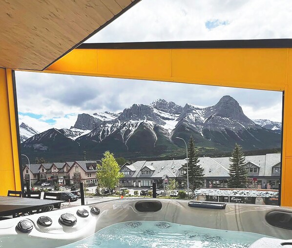 Best of Canmore from your balcony