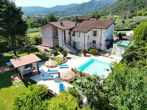 Garden, Outdoor, Pool