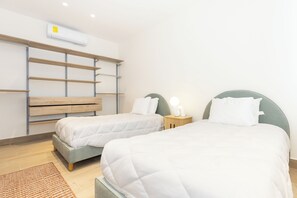 Second bedroom with two individual beds / Segunda habitacion con 2 camas individuales 