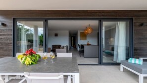 New Luxury Apartment for Rent in the Caribbean with Pool-access, Photo 2