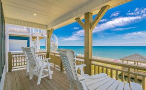 Top Floor Covered Porch Off Living Room